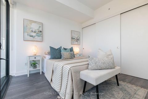 Photo 14 at 2805 - 185 Roehampton Avenue, Mount Pleasant West, Toronto