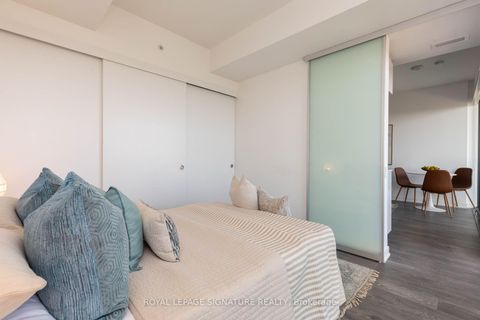 Photo 17 at 2805 - 185 Roehampton Avenue, Mount Pleasant West, Toronto