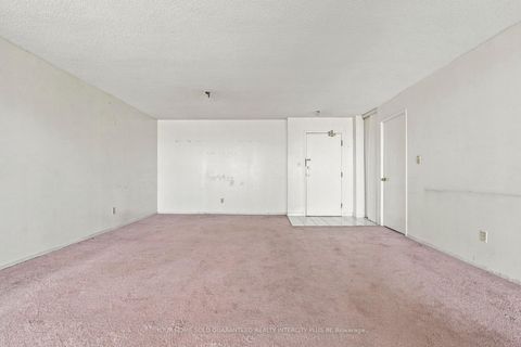 Photo 8 at 1913 - 80 Alton Towers Circle, Milliken, Toronto
