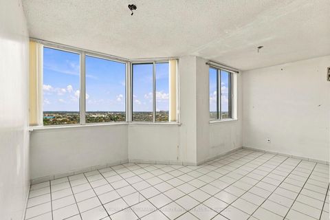 Photo 14 at 1913 - 80 Alton Towers Circle, Milliken, Toronto