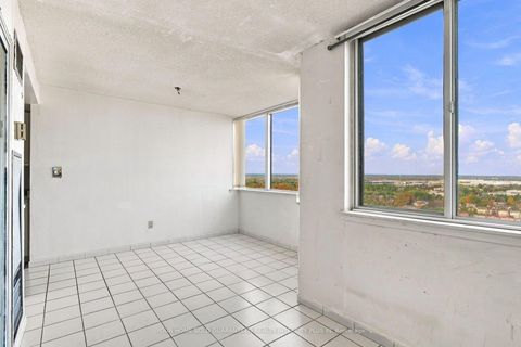 Photo 16 at 1913 - 80 Alton Towers Circle, Milliken, Toronto