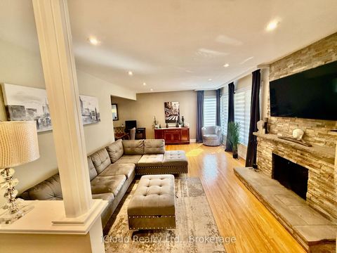 Photo 4 at 75 Walwyn Avenue, Pelmo Park W4, Toronto