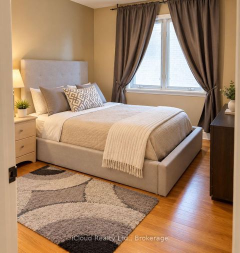 Photo 15 at 75 Walwyn Avenue, Pelmo Park W4, Toronto