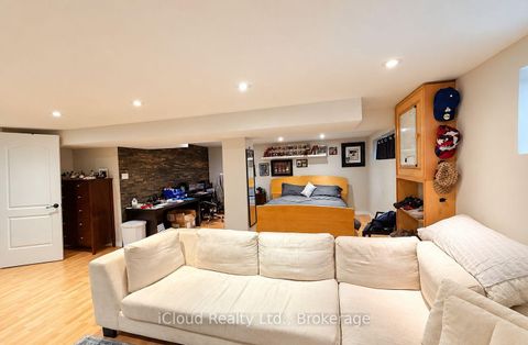 Photo 19 at 75 Walwyn Avenue, Pelmo Park W4, Toronto