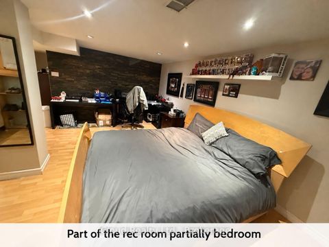 Photo 20 at 75 Walwyn Avenue, Pelmo Park W4, Toronto