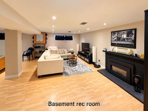 Photo 23 at 75 Walwyn Avenue, Pelmo Park W4, Toronto
