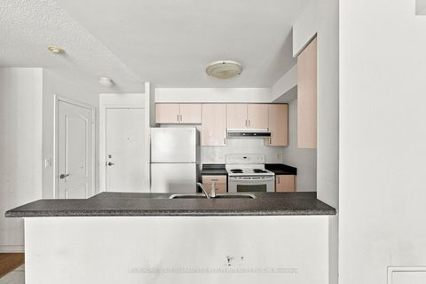 Photo 10 at 802 - 3650 Kingston Road, Scarborough Village, Toronto