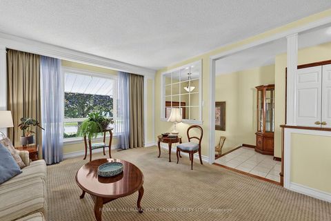 Photo 12 at 80 Fairway Drive, Aurora Highlands, Aurora