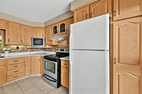 Photo 21 at 80 Fairway Drive, Aurora Highlands, Aurora