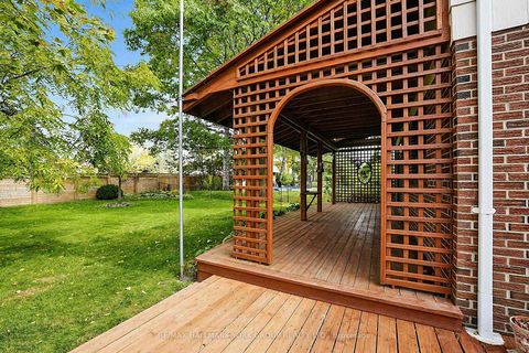 Photo 41 at 80 Fairway Drive, Aurora Highlands, Aurora