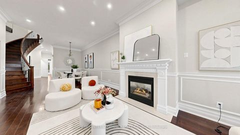 Photo 4 at 11 - 260 Russell Hill Road, Casa Loma, Toronto
