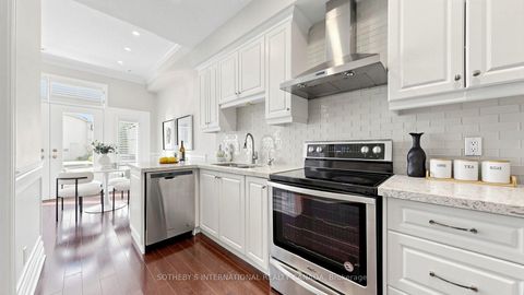 Photo 11 at 11 - 260 Russell Hill Road, Casa Loma, Toronto