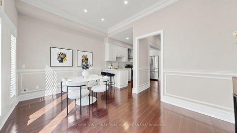 Photo 16 at 11 - 260 Russell Hill Road, Casa Loma, Toronto