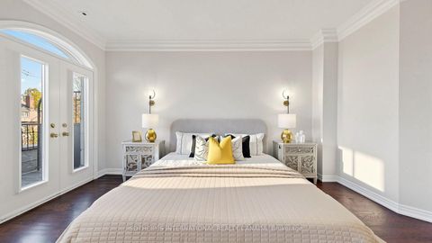 Photo 22 at 11 - 260 Russell Hill Road, Casa Loma, Toronto