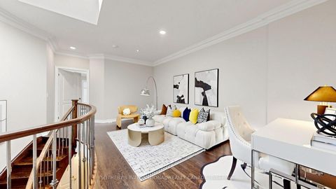 Photo 27 at 11 - 260 Russell Hill Road, Casa Loma, Toronto