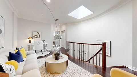 Photo 31 at 11 - 260 Russell Hill Road, Casa Loma, Toronto