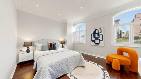 Photo 32 at 11 - 260 Russell Hill Road, Casa Loma, Toronto