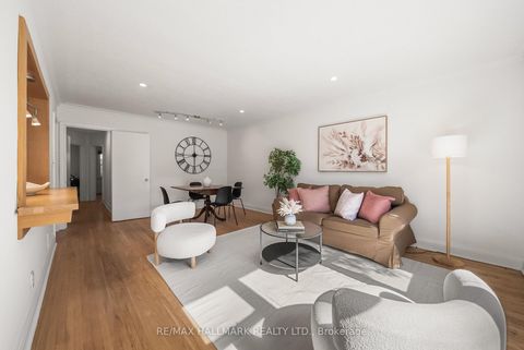 Photo 2 at 50 Connaught Avenue, Newtonbrook West, Toronto