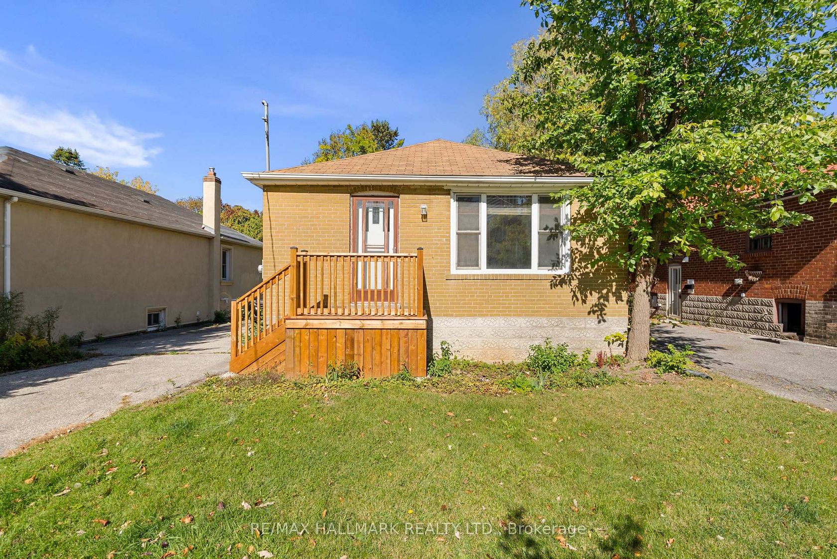 50 Connaught Avenue, Newtonbrook West, Toronto 