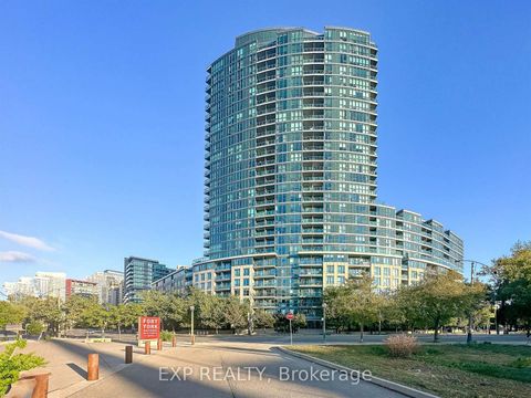 Photo 1 at 623 - 231 Fort York Boulevard, Niagara, Toronto