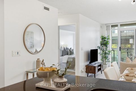 Photo 8 at 623 - 231 Fort York Boulevard, Niagara, Toronto