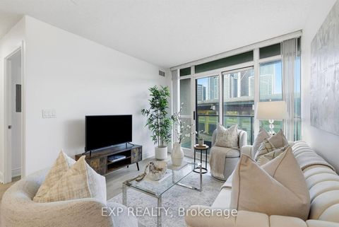 Photo 14 at 623 - 231 Fort York Boulevard, Niagara, Toronto