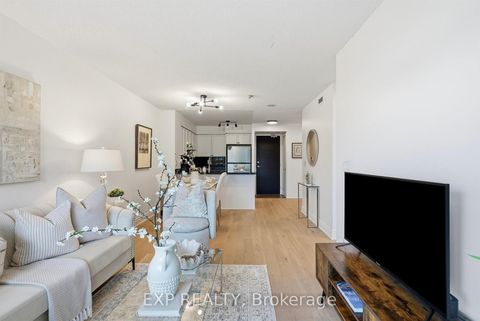 Photo 15 at 623 - 231 Fort York Boulevard, Niagara, Toronto