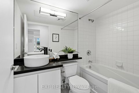 Photo 24 at 623 - 231 Fort York Boulevard, Niagara, Toronto