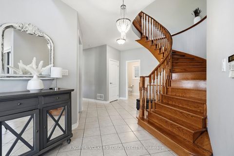 Photo 3 at 311 Maria Antonia Road, Vellore Village, Vaughan