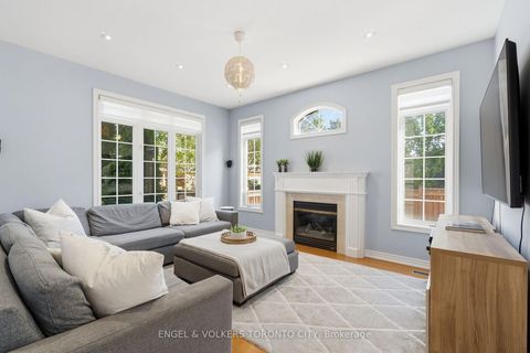 Photo 6 at 311 Maria Antonia Road, Vellore Village, Vaughan