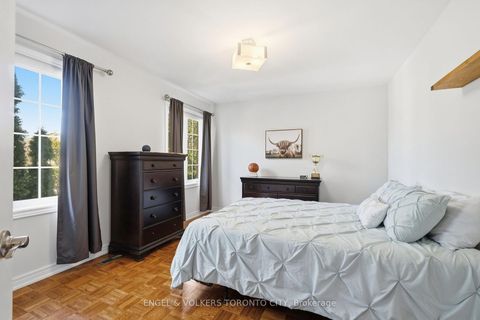 Photo 28 at 311 Maria Antonia Road, Vellore Village, Vaughan