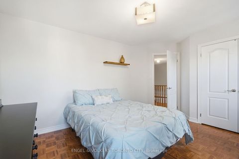 Photo 29 at 311 Maria Antonia Road, Vellore Village, Vaughan