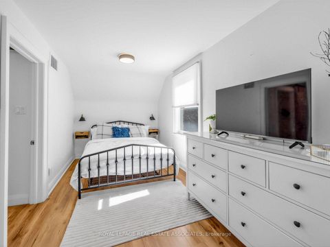 Photo 16 at 36 Jodphur Avenue, Pelmo Park W5, Toronto