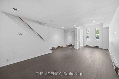 Photo 1 at 87 Niagara Street, Niagara, Toronto