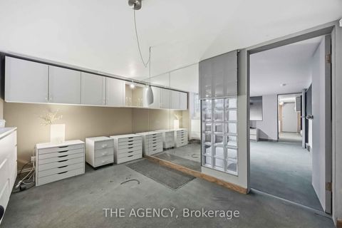 Photo 19 at 87 Niagara Street, Niagara, Toronto