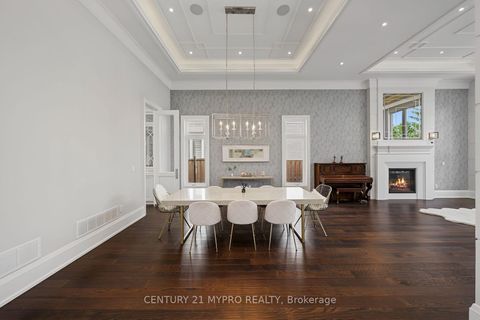 Photo 7 at 5 Glenelia Avenue, Newtonbrook East, Toronto