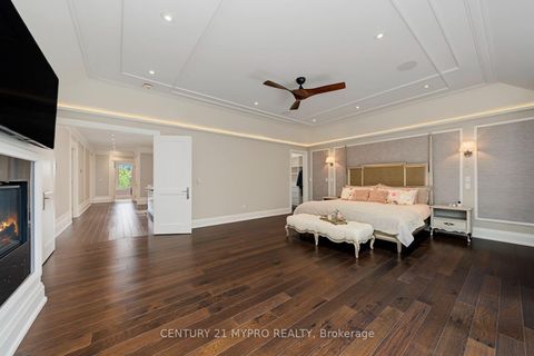 Photo 22 at 5 Glenelia Avenue, Newtonbrook East, Toronto