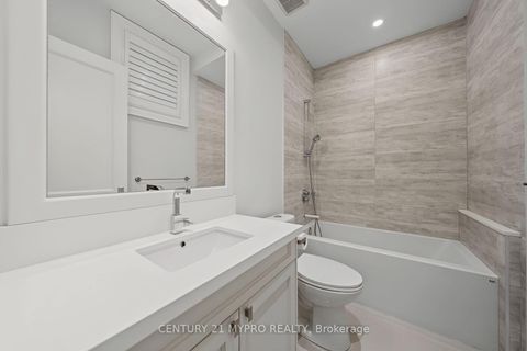 Photo 36 at 5 Glenelia Avenue, Newtonbrook East, Toronto