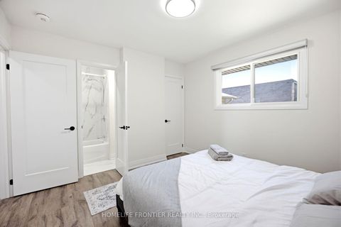 Photo 24 at 281 Hillcrest Road, Keswick North, Georgina