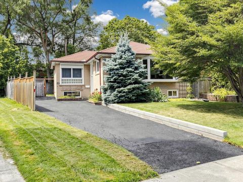 Photo 0 at 22 Jeffton Crescent, Woburn, Toronto