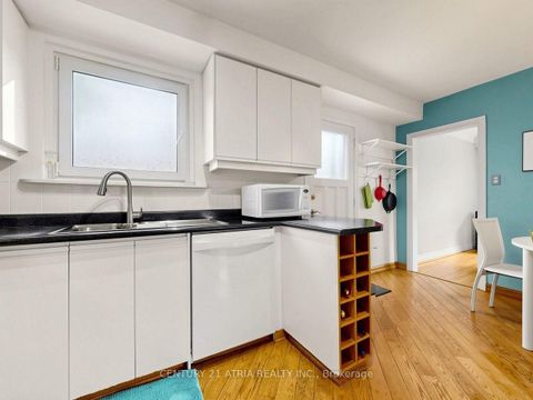 Photo 13 at 22 Jeffton Crescent, Woburn, Toronto