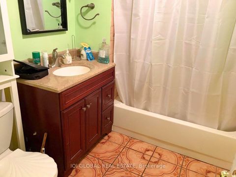 Photo 14 at 11 Stone Court, Humbermede, Toronto
