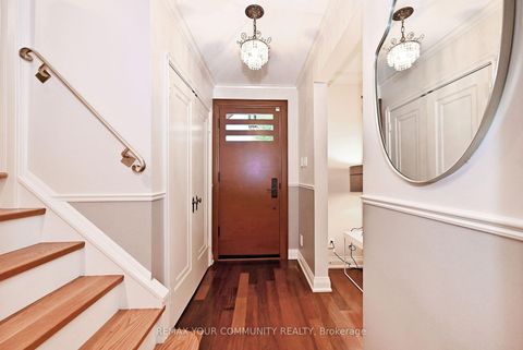Photo 2 at 141 Prince Edward Drive S, Queensway, Toronto