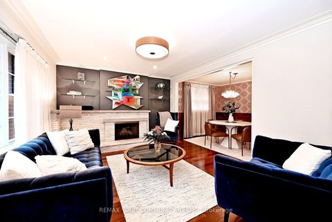 Photo 4 at 141 Prince Edward Drive S, Queensway, Toronto