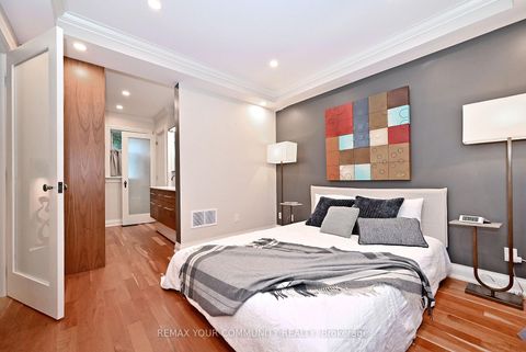 Photo 15 at 141 Prince Edward Drive S, Queensway, Toronto