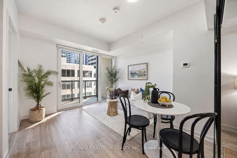 Photo 4 at 1003 - 108 Peter Street, Waterfront Communities C1, Toronto