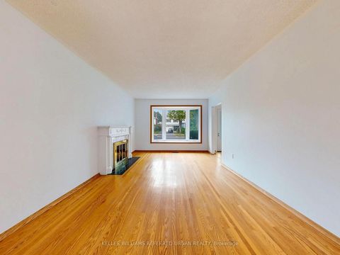Photo 5 at 82 Crossbow Crescent, Pleasant View, Toronto