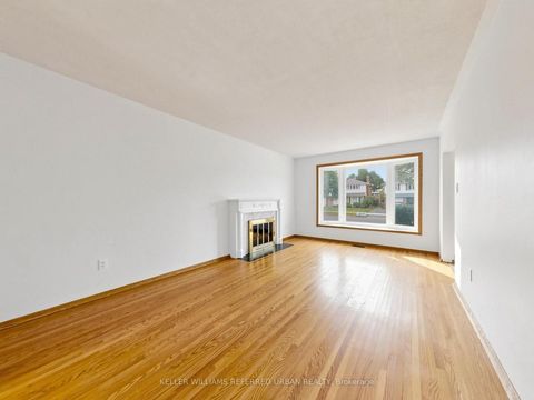 Photo 6 at 82 Crossbow Crescent, Pleasant View, Toronto