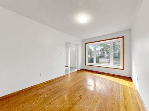 Photo 9 at 82 Crossbow Crescent, Pleasant View, Toronto
