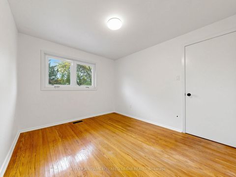 Photo 30 at 82 Crossbow Crescent, Pleasant View, Toronto